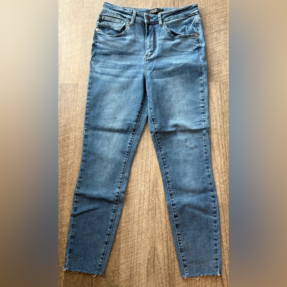 Judy Blue Relaxed Fit Jeans